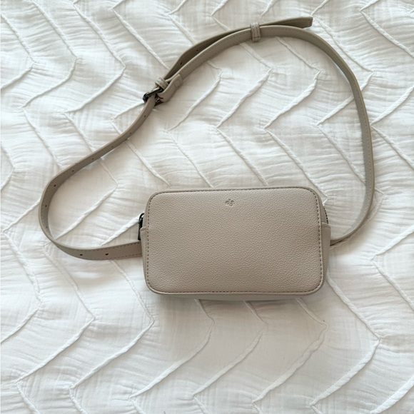 Ela Belt Handbag / Jillian Harris exclusive - color Dove - Picture 7 of 12